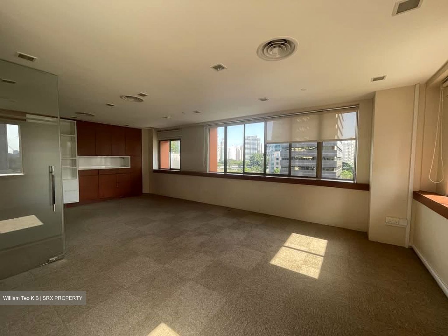 International Building (D9), Office #579080731